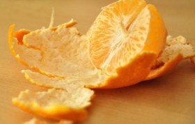 鲜柑橘皮也有陈皮的药效吗？