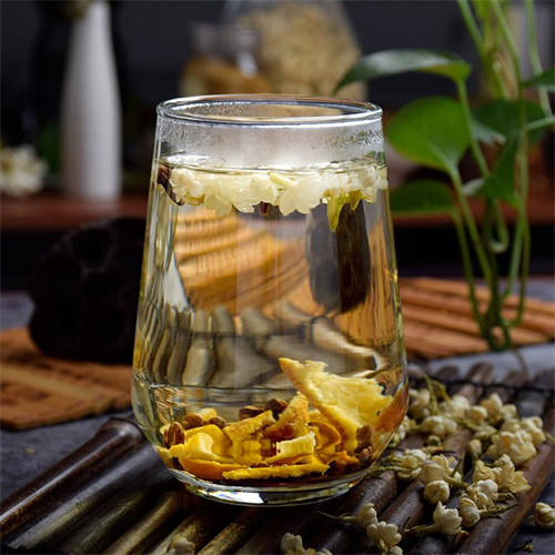 陈皮和丁香泡茶能够治疗哪些症状？