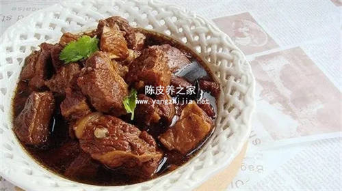 炖牛肉没有陈皮可以用新鲜的橙皮吗  2