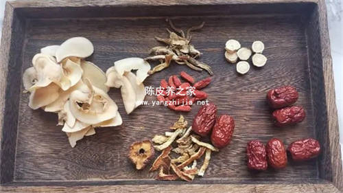 伏苓橙皮山楂黄芪煮水的功效是什么  4