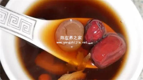 陈皮红枣枸杞红糖桂圆可以一起煮吗  2