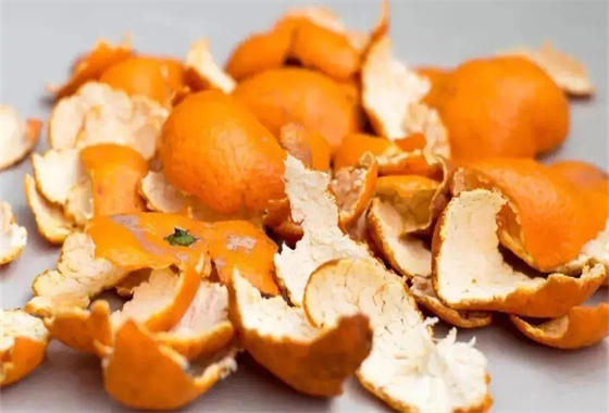 吃新鲜橘子皮的功效与作用  2