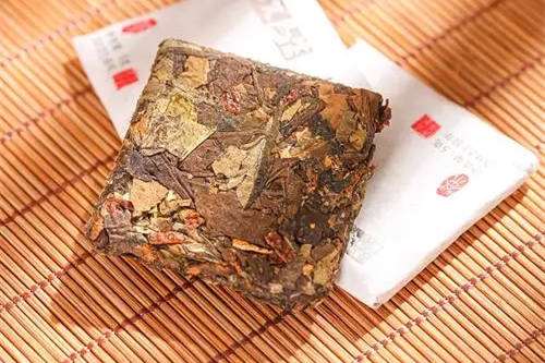 陈皮和金骏眉茶泡水喝有什么功效  2